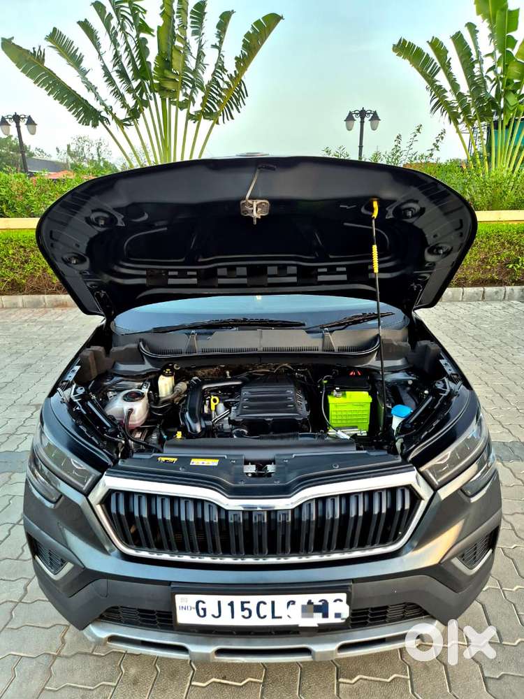 Skoda Kushaq 1.0 Tsi Style, 2022, Petrol