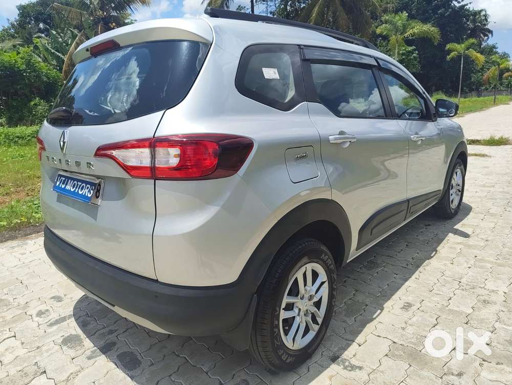 Renault Triber Rxt, 2025, Petrol