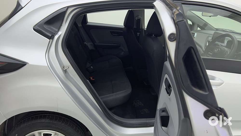 Tata Altroz 1.2 Xt, 2021, Petrol