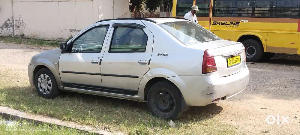 Mahindra E Verito 2016
