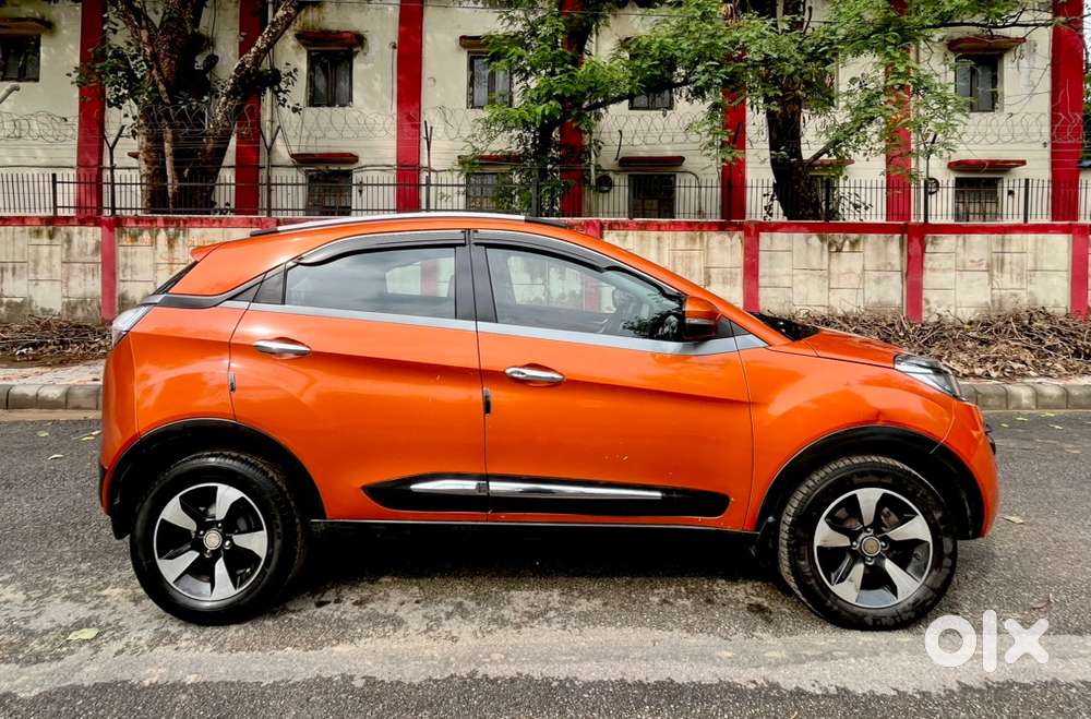 Tata Nexon Xza Plus Petrol (2019)