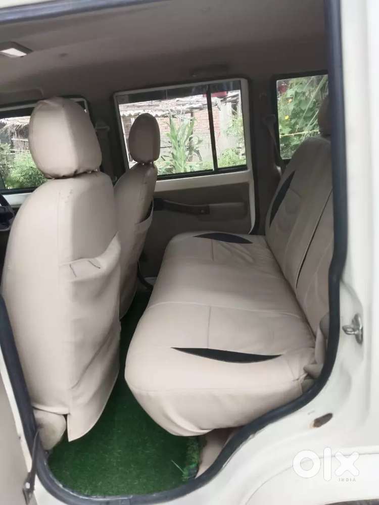 Mahindra Bolero Slx 2015 . 5 Tyre New Hai