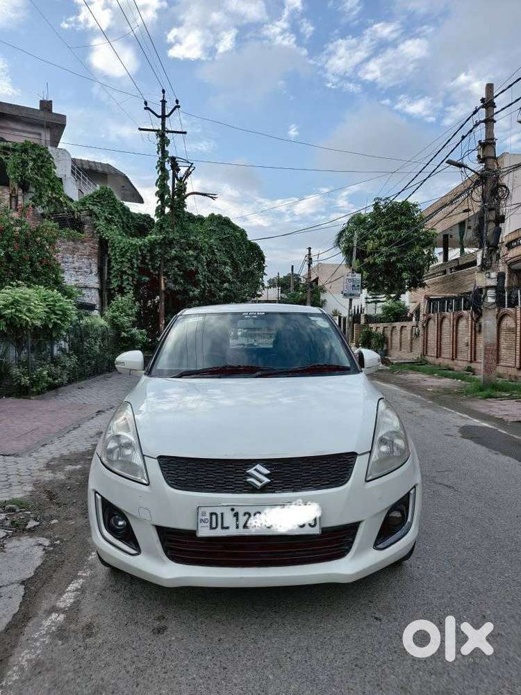 Maruti Suzuki Swift Vvt Zxi, 2015, Cng & Hybrids
