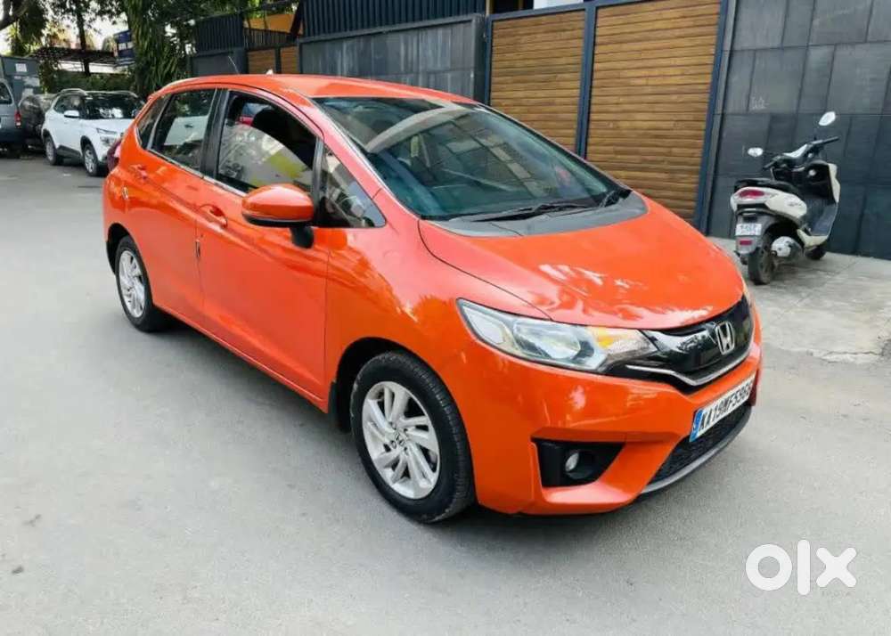 Honda Jazz 2015 Petrol 75000 Km Driven