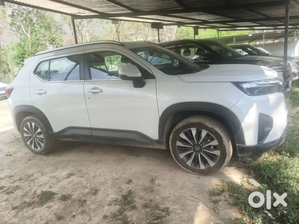 Honda Elevate 2024 Petrol Well Maintained