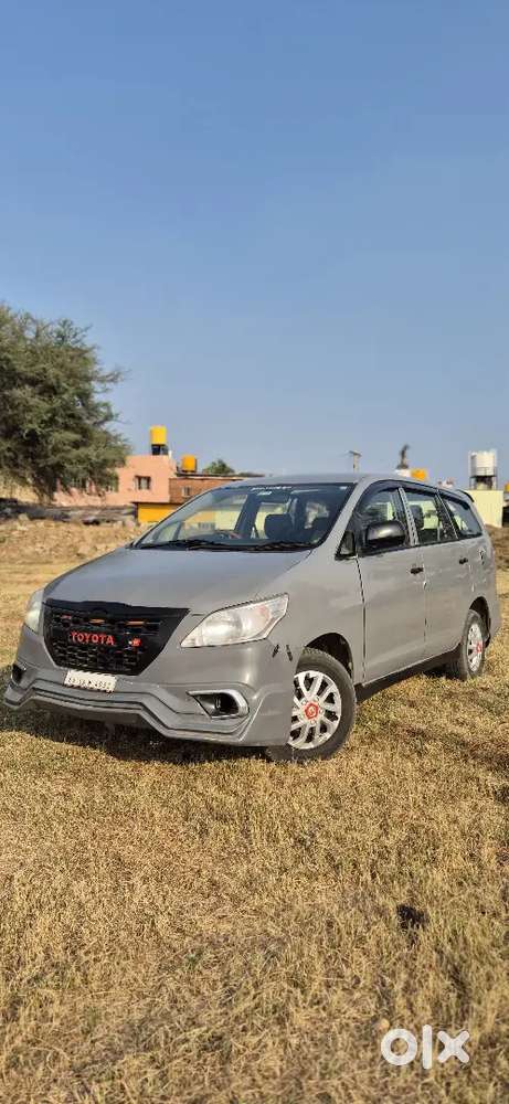 Toyota Innova 2010 Diesel 278000 Km Driven
