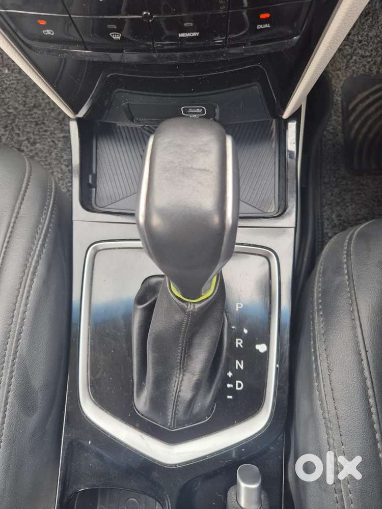 Mahindra Xuv 3xo Ax5l 1.2 Petrol At, 2024, Petrol