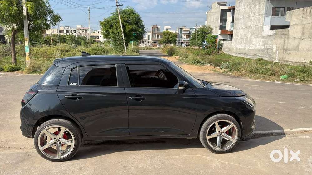 Maruti Swift Vxi 2025