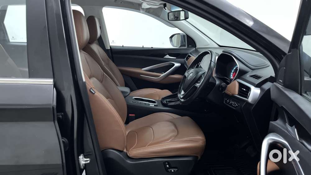 Mg Hector Plus 1.5 Sharp Turbo Cvt 6 Str, 2022, Petrol