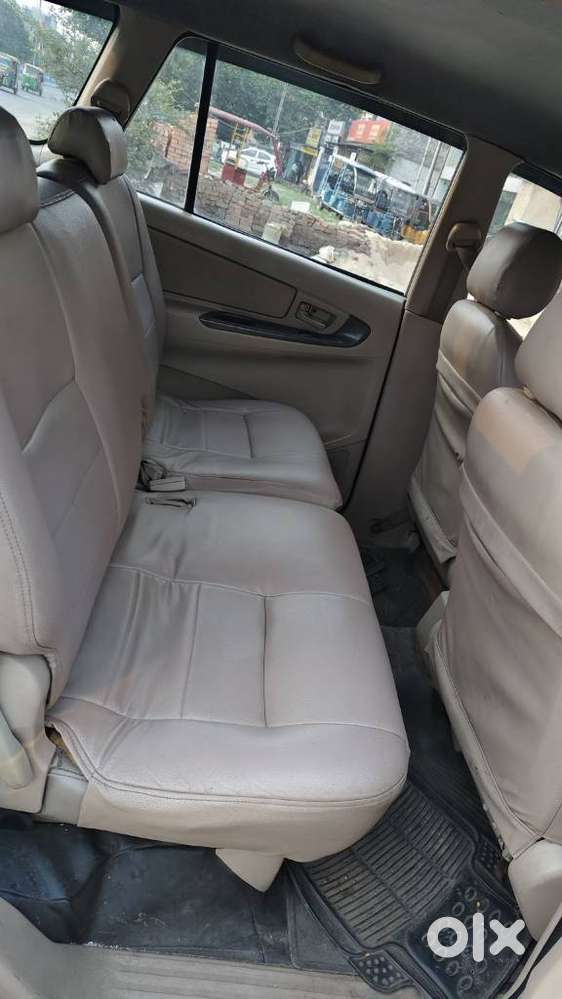 Toyota Innova 2.5 Vx 8 Str Bs-iii, 2007, Diesel