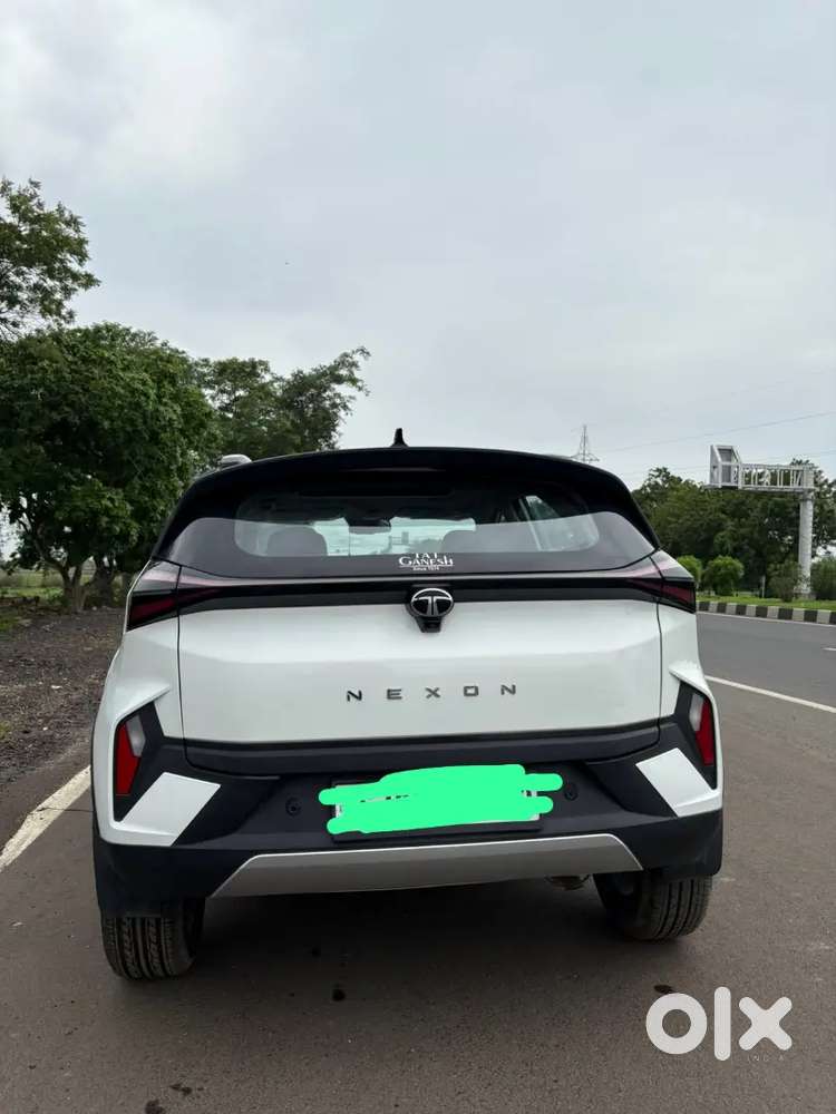 Tata Nexon Creative 2025 Petrol Manual