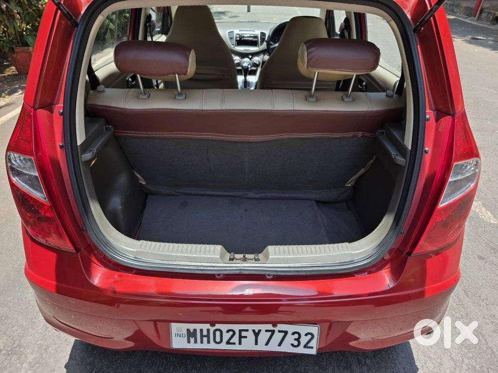 Hyundai I10 Sportz At, 2013, Petrol