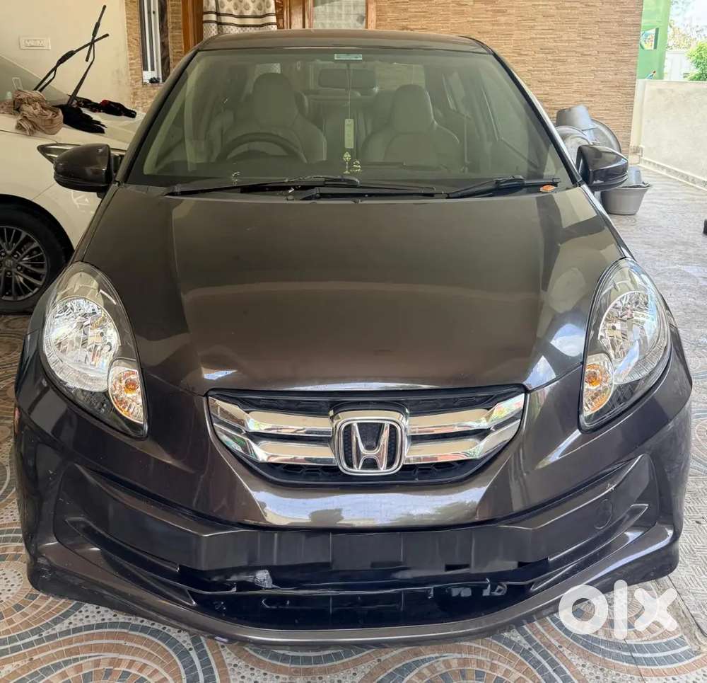 Honda Amaze 2015 Diesel Well Maintained