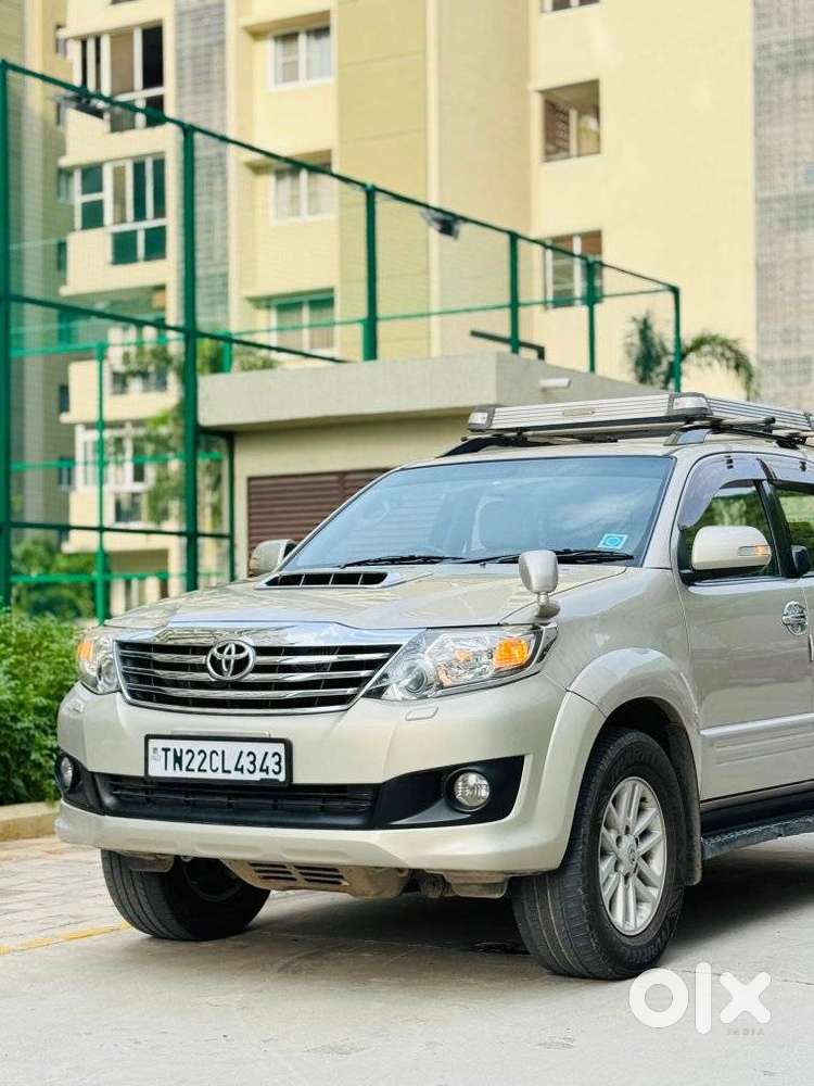 Toyota Fortuner 4x2 Manual, 2013, Diesel