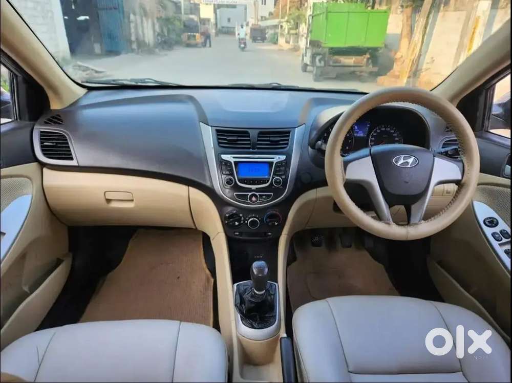 Hyundai Verna 2012 Petrol 85000 Km Driven