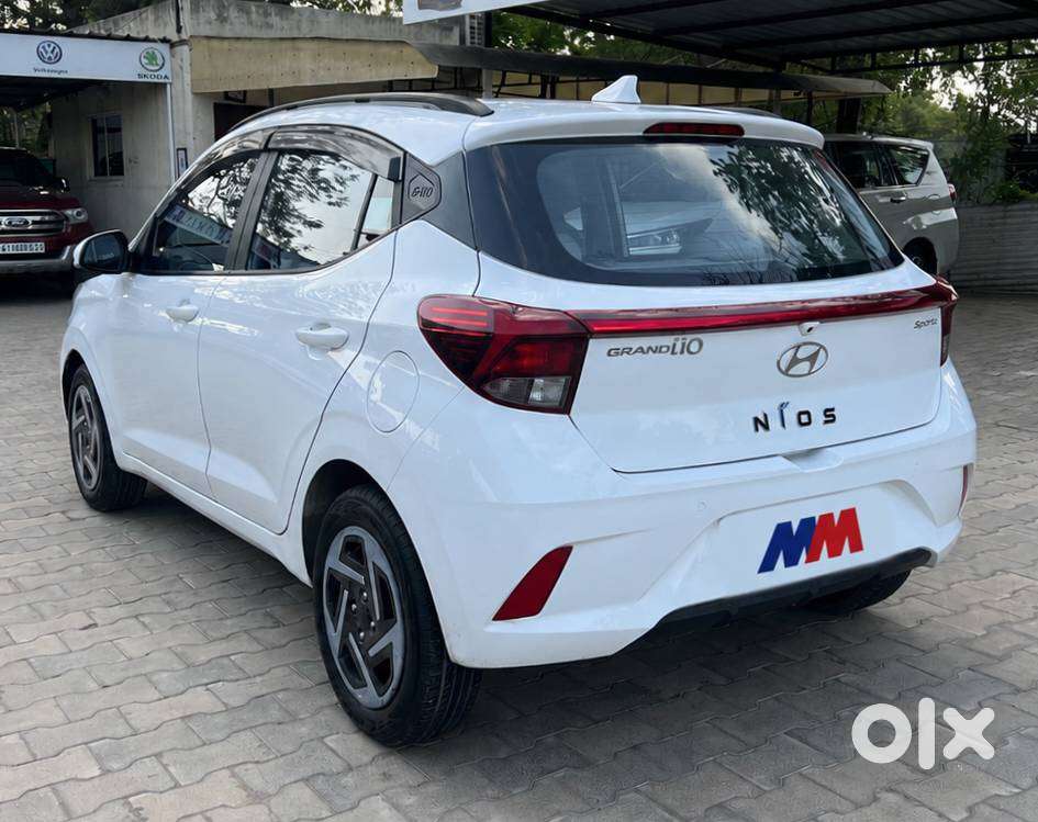 Hyundai Grand I10 Nios Sportz, 2023, Cng & Hybrids