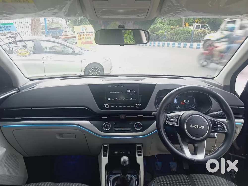 Kia Carens 1.4 Prestige 7 Str, 2022, Petrol