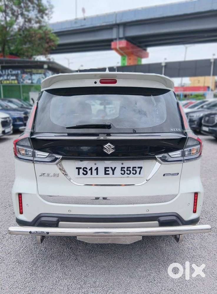 Maruti Suzuki Xl6 1.5 Alpha At, 2022, Petrol