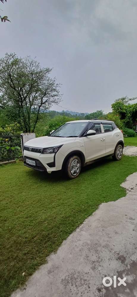 Mahindra Xuv300 Petrol 23