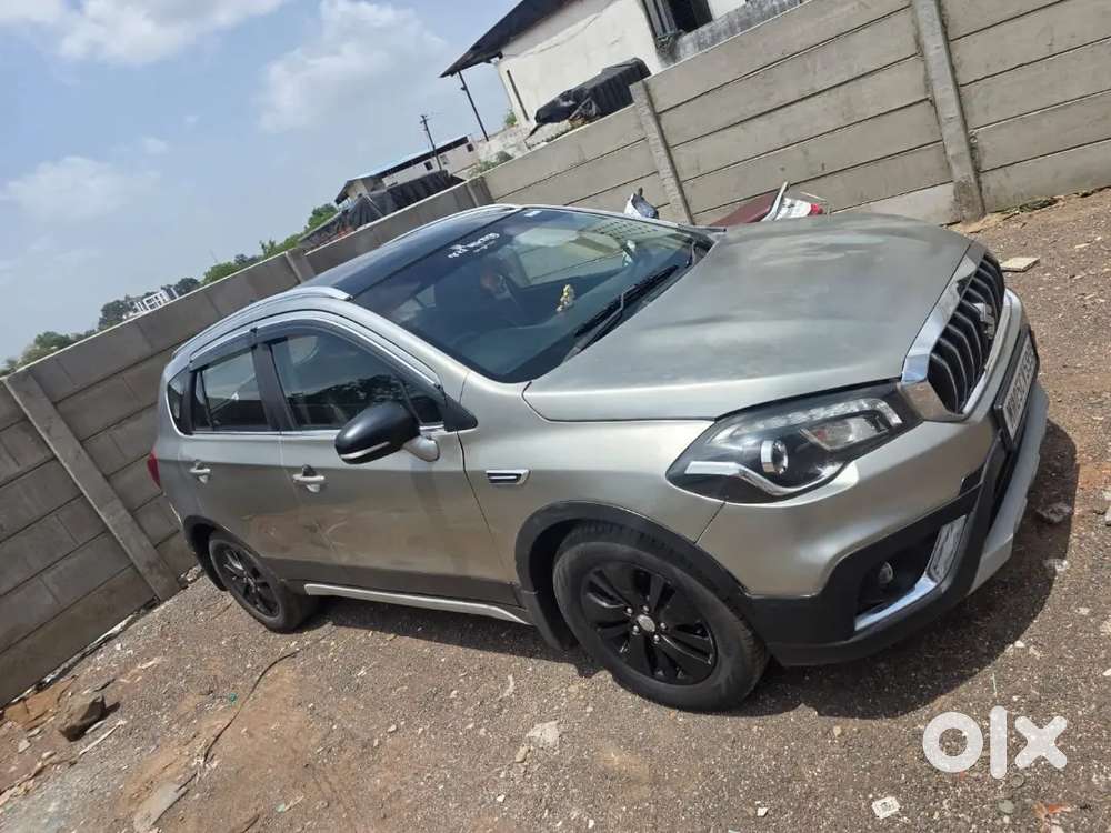 Maruti Suzuki S Cross 2015 Diesel Well Maintained