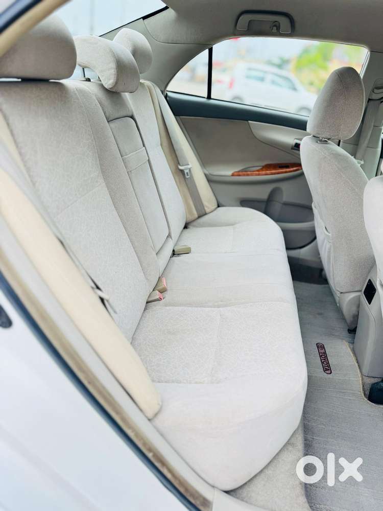 Toyota Corolla Altis, 2010, Petrol