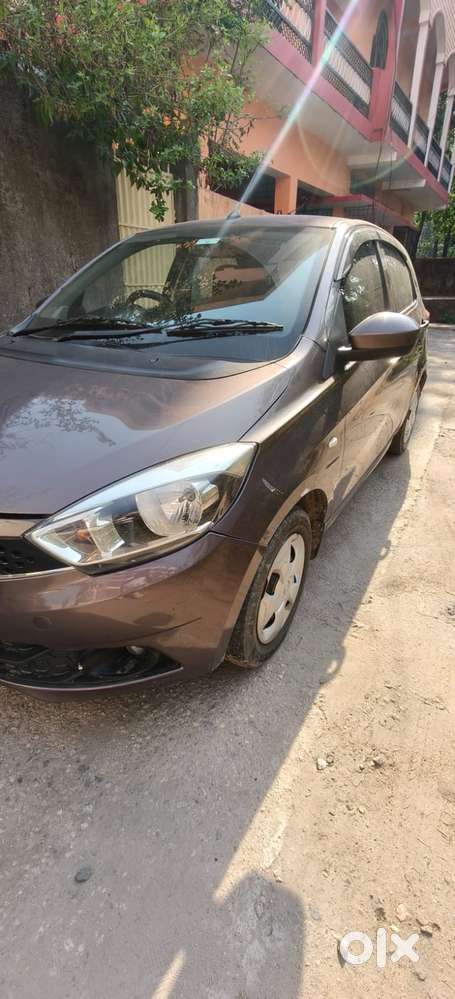 Tata Tiago 1.2 Revotron Xm Option, 2016, Petrol
