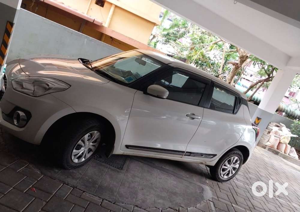 Maruti Swift 2021 Model Company Service Petrol
