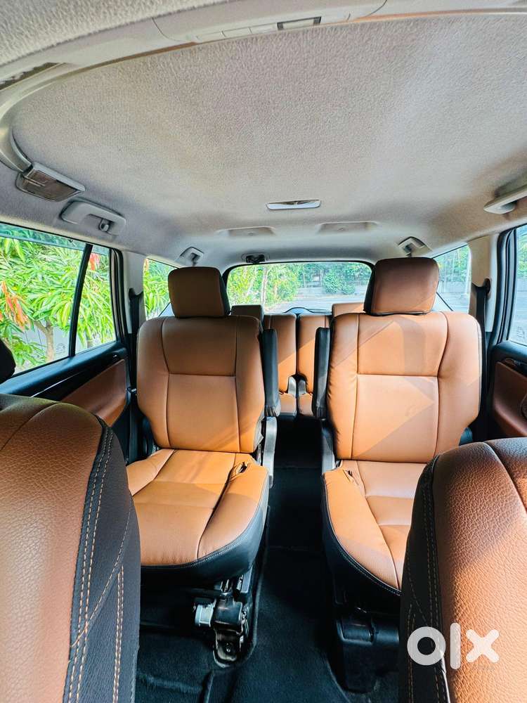 Toyota Innova Crysta 2.4 V, 2017, Diesel