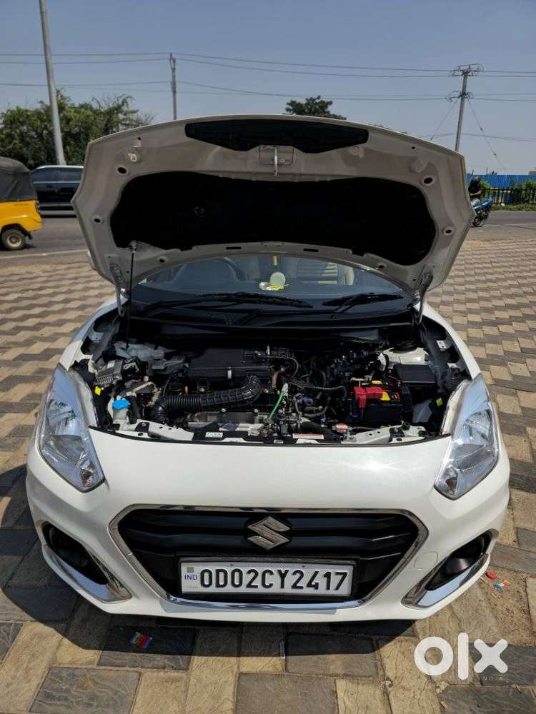 Maruti Suzuki Dzire 1.2 Vxi Cng, 2025, Cng & Hybrids