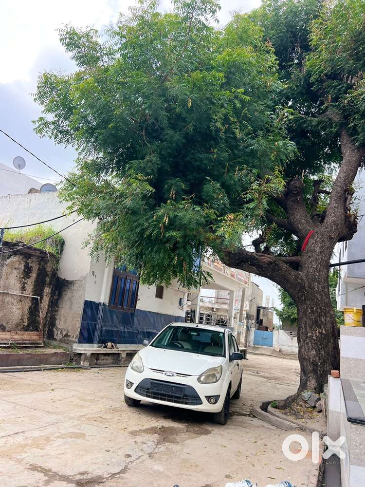 Ford Figo Petrol 2012