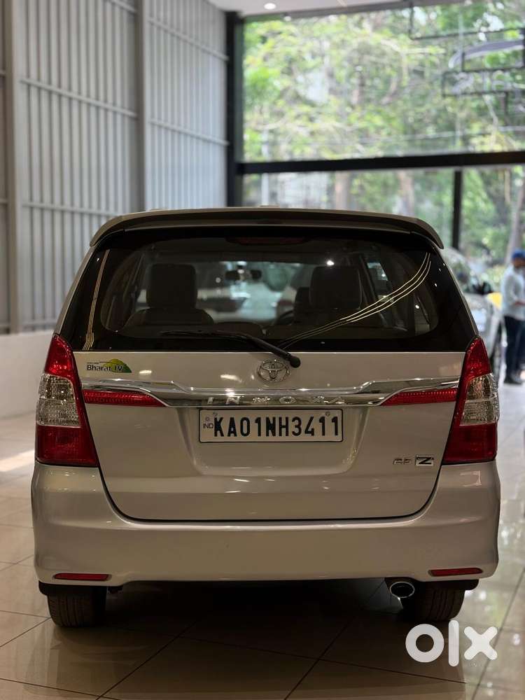 Toyota Innova 2.5 Z Diesel 7 Seater Bs Iv, 2015, Diesel