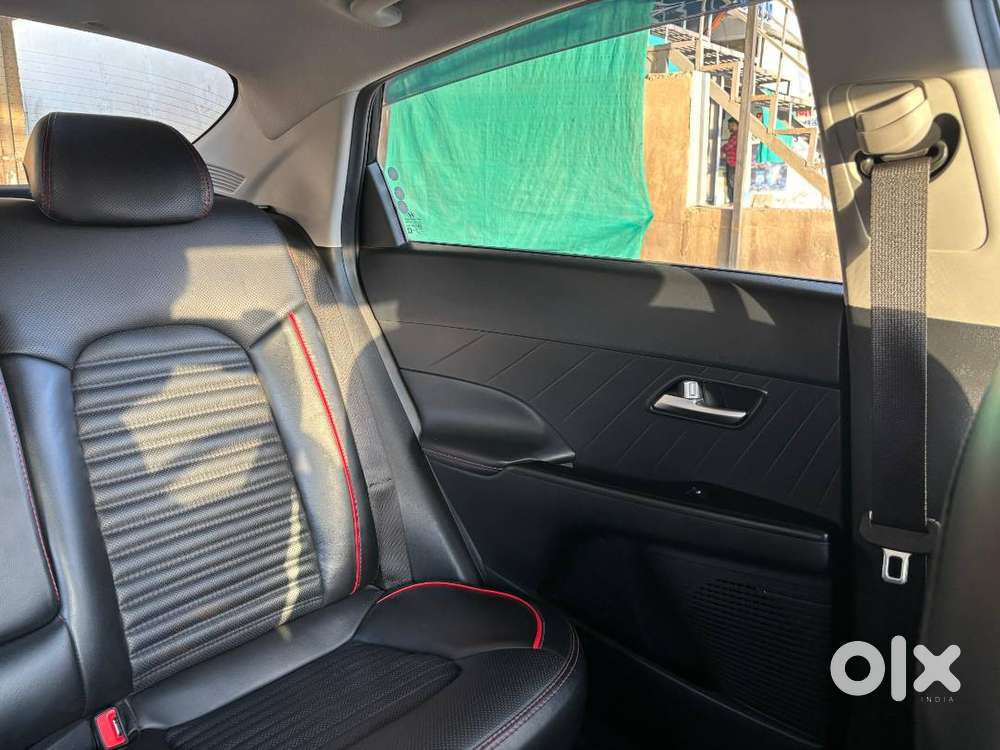 Hyundai Verna 2024 Petrol 35000 Km Driven