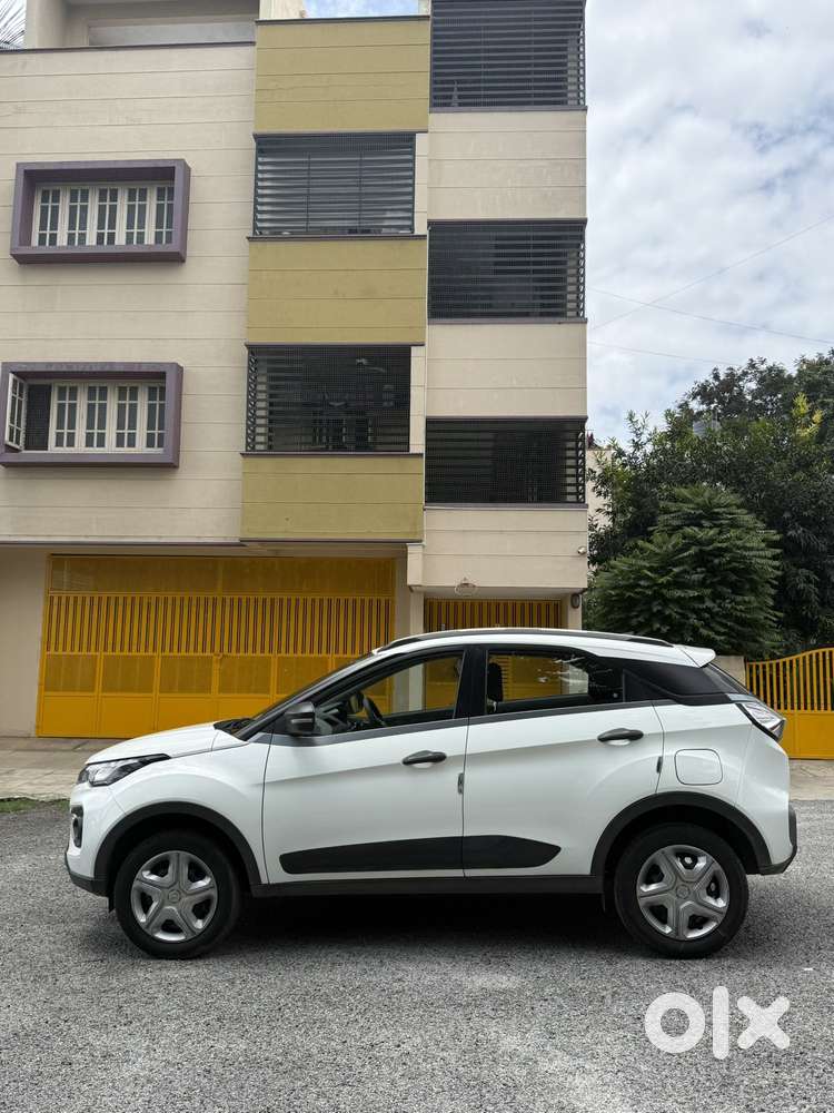Tata Nexon 1.2 Revotron Xma Amt, 2021, Petrol