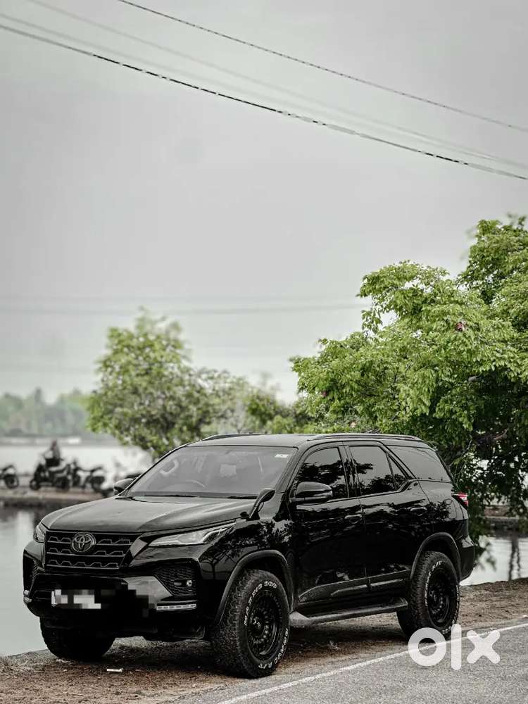 Toyota Fortuner 2023 Diesel Well Maintained