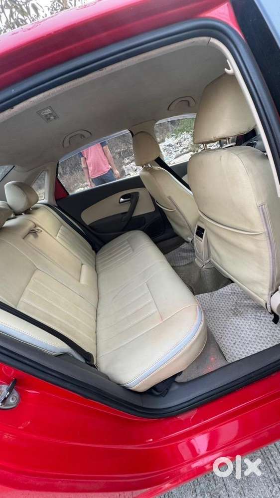 Volkswagen Vento 2011 At Cng + Petrol