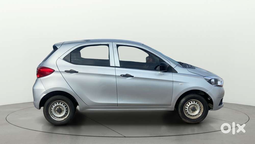 Tata Tiago Xe, 2019, Petrol