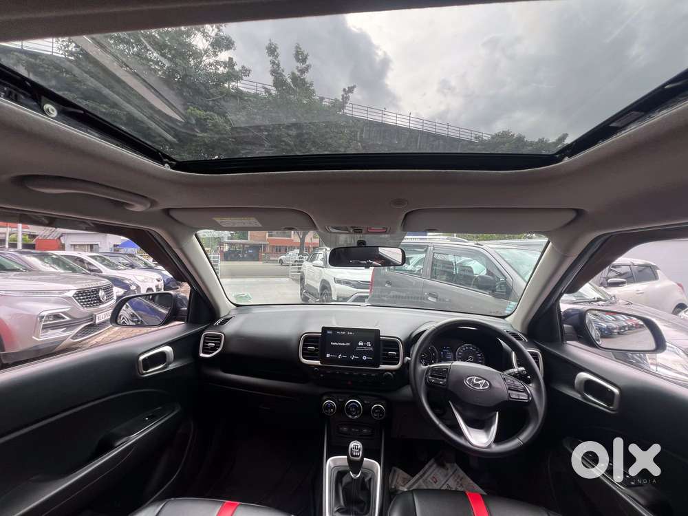 Hyundai Venue Sx Mt, 2021, Diesel