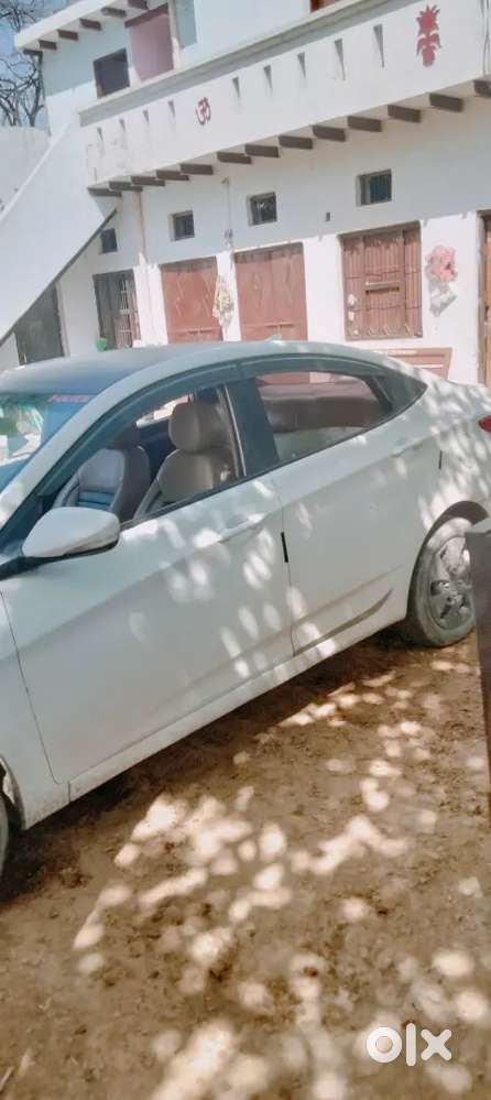 Hyundai Verna 2015 Petrol 126000 Km Driven
