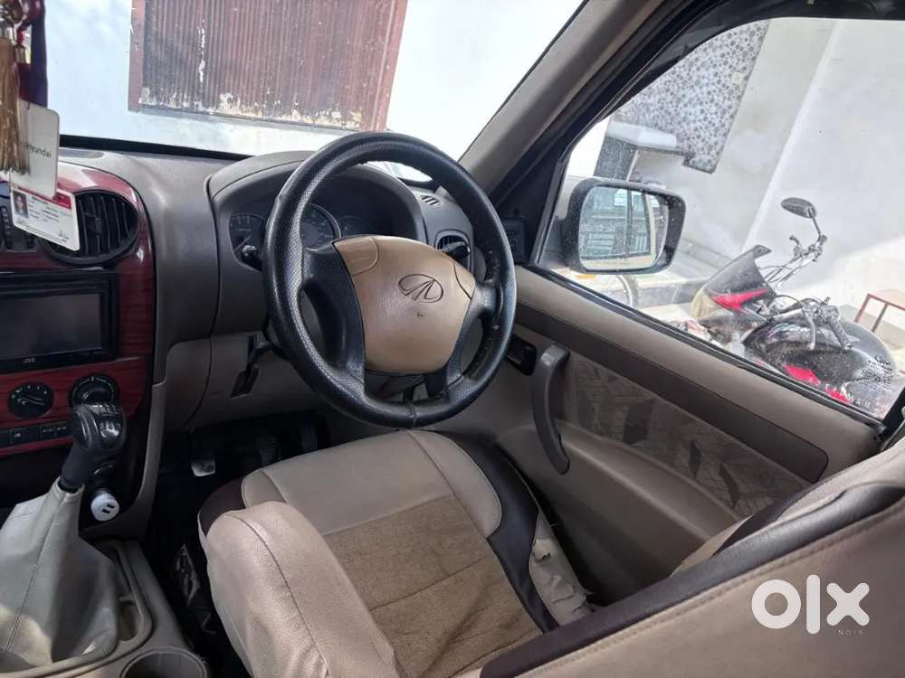 Mahindra Scorpio Getaway 2012 Diesel Well Maintained