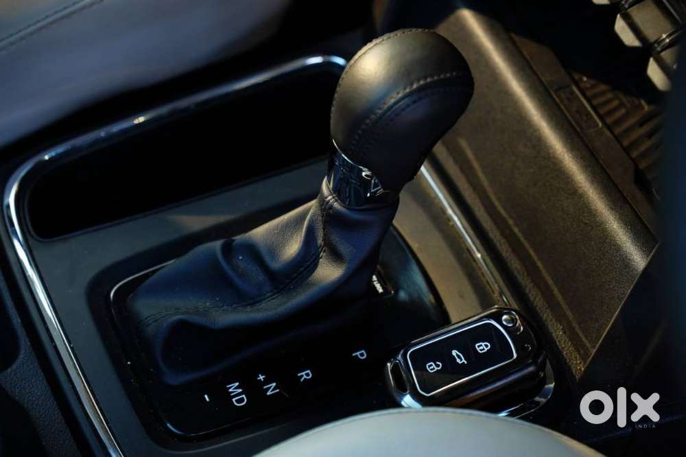 Mahindra Thar Roxx Ax7 L Petrol At 2wd, 2025, Petrol