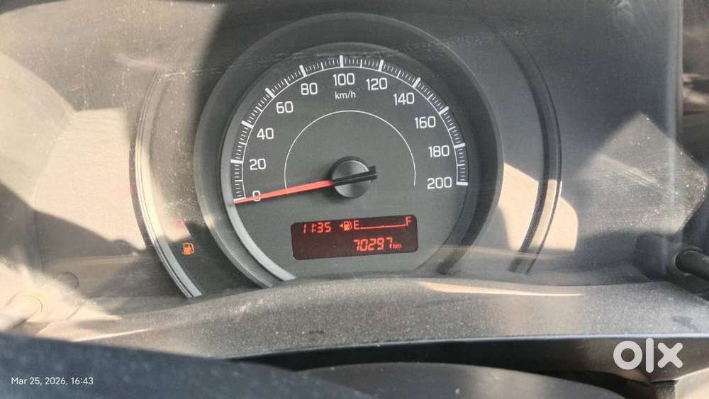 Maruti Suzuki Swift 1.2 Lxi (o), 2021, Petrol