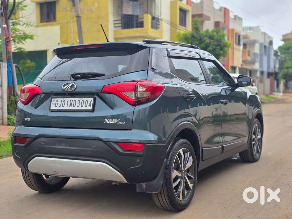 Mahindra Xuv300 W8 Option Diesel, 2021, Diesel