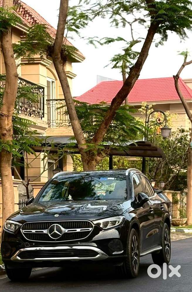 Mercedes-benz Glc 2024 Petrol Well Maintained