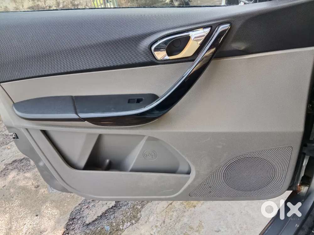 Tata Tiago 2018 Petrol