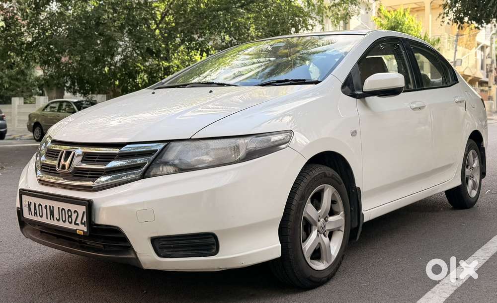 Honda City 2011-2013 V Mt Exclusive, 2012, Petrol