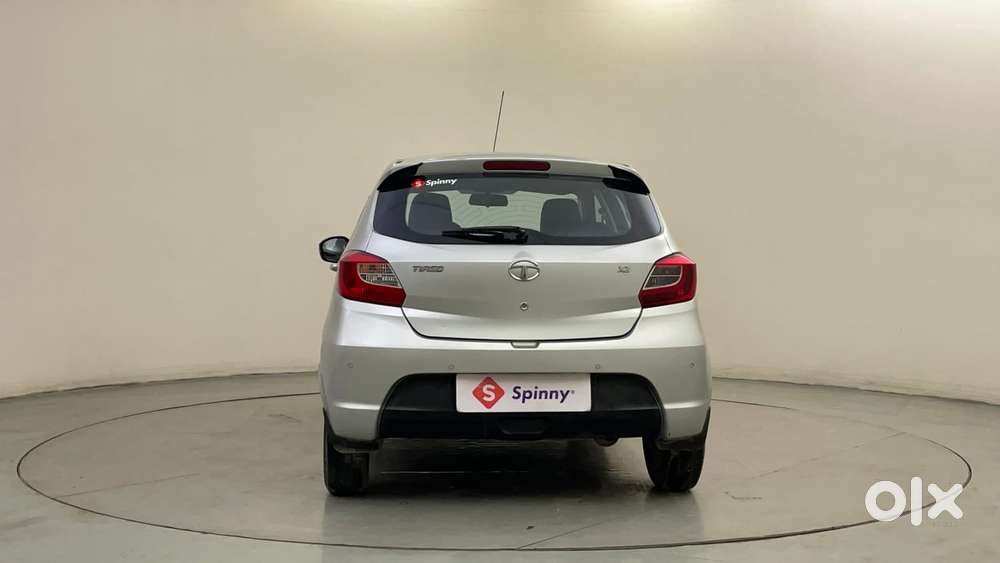 Tata Tiago Xz, 2016, Petrol
