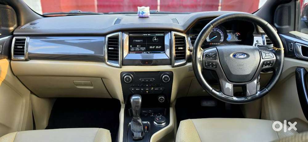 Ford Endeavour 3.2 Titanium At 4x4, 2016, Diesel