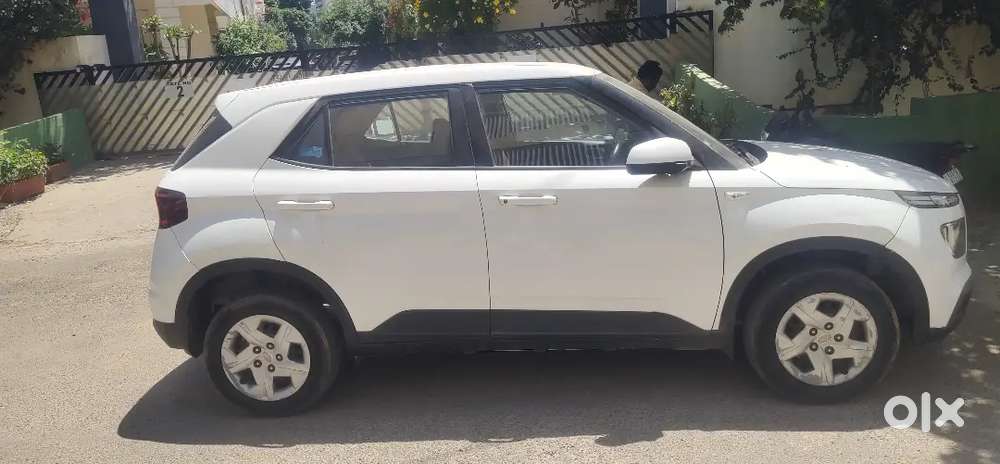 Hyundai Venue 1.2 E 2022 Manual