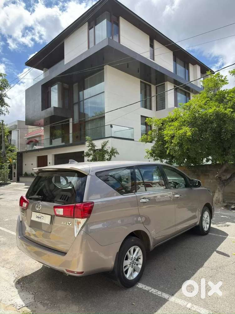 Toyota Innova Crysta 2.4 V 7 Str, 2017, Diesel