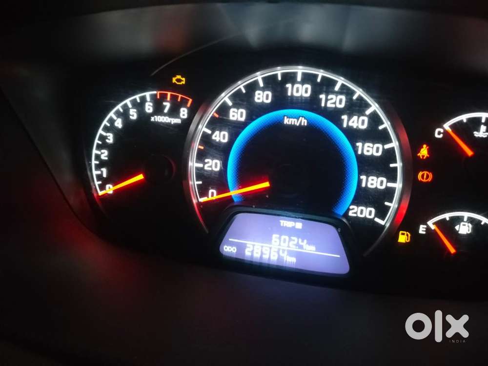 Hyundai Grand I10 2017 Petrol 28964 Km Driven